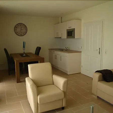 Garni Am Lindenhof Aparthotel 3*