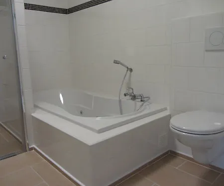 Aparthotel Garni Am Lindenhof Bunde (Lower Saxony)