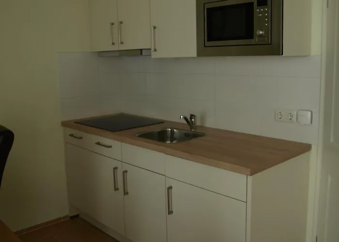 Garni Am Lindenhof 3*